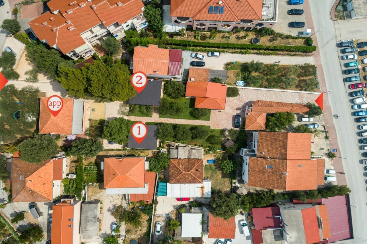 Apartmani Mara Pakoštane Exterior foto