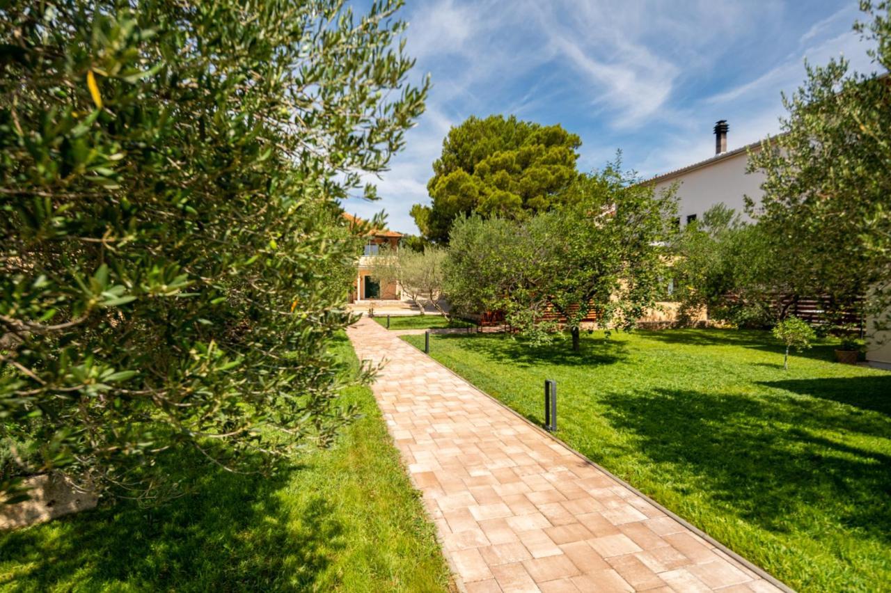 Apartmani Mara Pakoštane Exterior foto